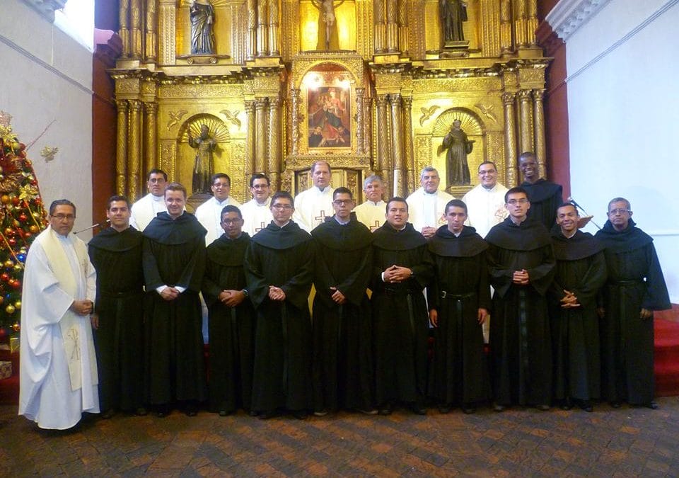 Nomeada a equipe de formação do Noviciado do Desierto de la Candelaria, na Colômbia.