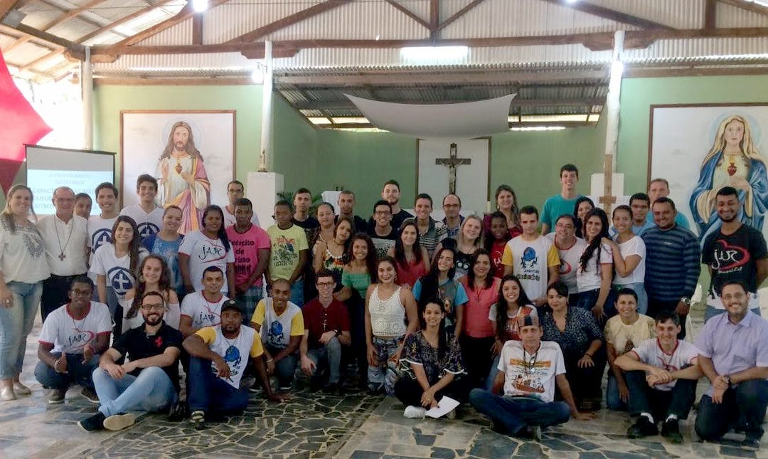 Encuentro regional de jóvenes líderes de parroquias agustino recoletos en Brasil