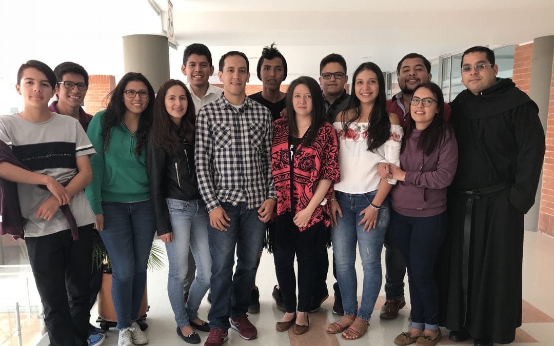 20 años viviendo el carisma agustino recoleto con los jóvenes en Colombia