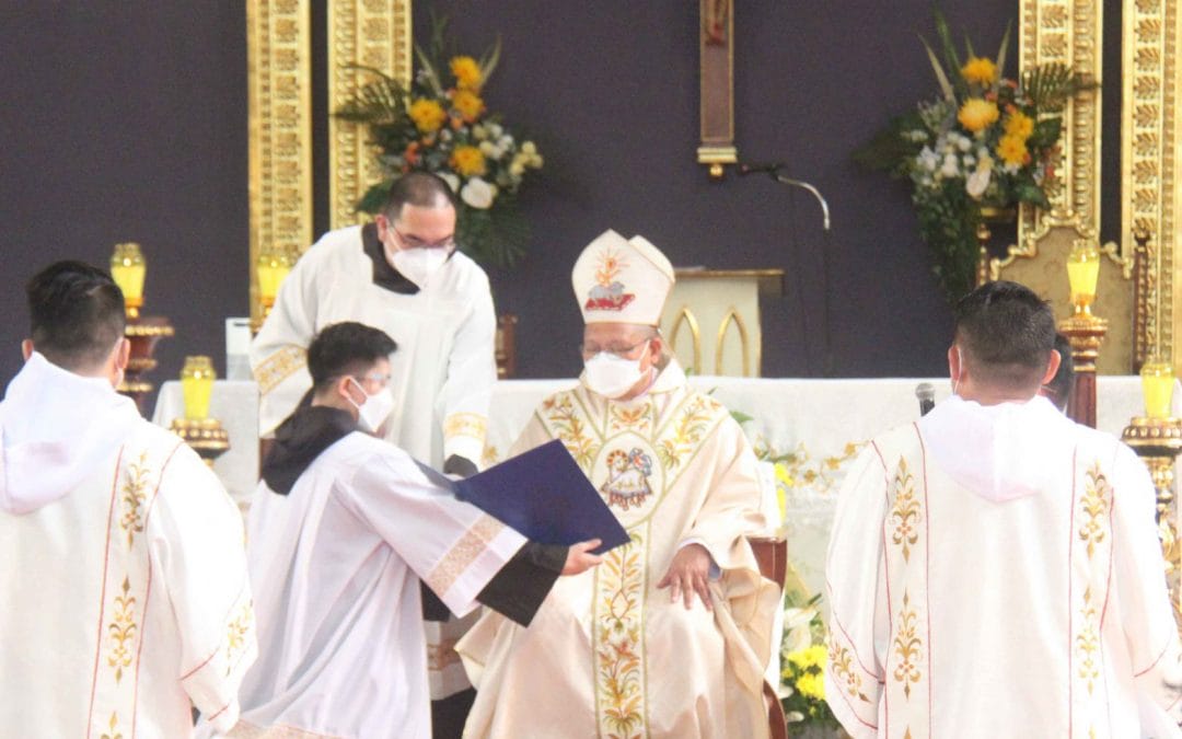 Dos nuevos sacerdotes agustinos recoletos en Filipinas