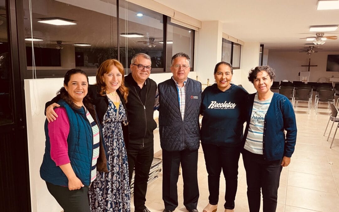 Prior General visits the community of Hospitales and Querétaro in his third week in Mexico