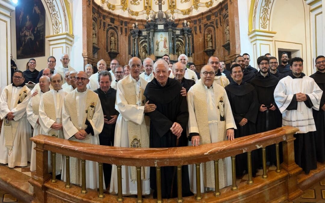 Fr. Andrés Bustos Maturana hace su profesión solemne como agustino recoleto a los 90 años